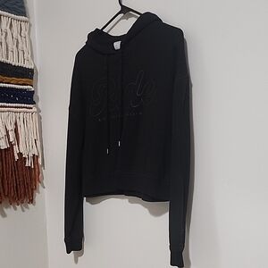 Black Hoodie Crop Spin Sweatshirt